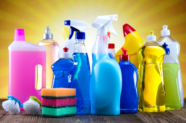 Chemical Cleaning_ Gentle but Powerful What’s the Difference Between Pressure Washing and Chemical Cleaning?
